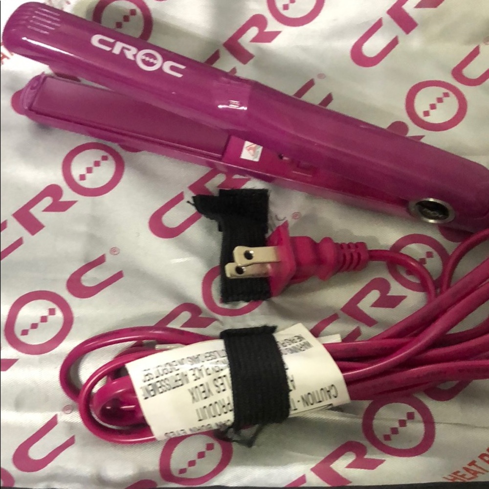 Baby CROC FLATIRON w/case